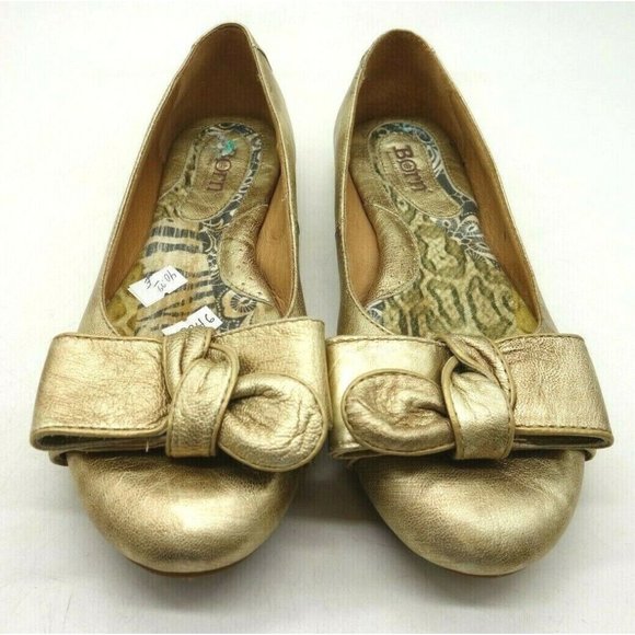 Born Gold Leather Bow Toe Slip On Flats Shoes Women's 39 / 8 - Picture 1 of 11